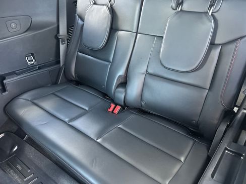 Certified 2025 Ford Explorer ST-Line image 15