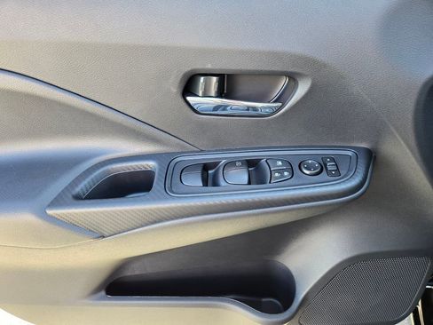 Certified 2025 Nissan Versa SV w/ Trunk Package image 22