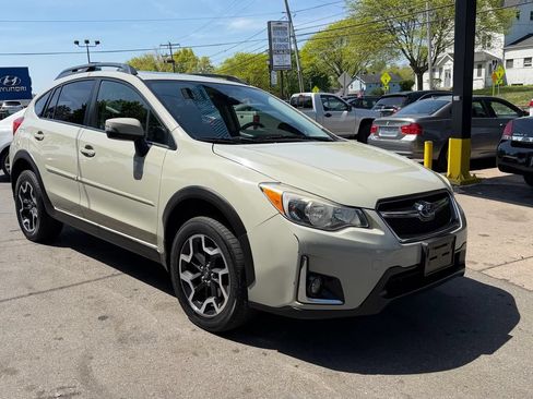 Used 2017 Subaru Crosstrek 2.0i Limited AWD/4WD image 7