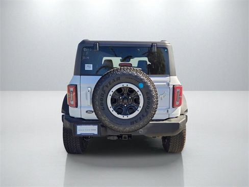 New 2025 Ford Bronco Outer Banks w/ Sasquatch Package image 5