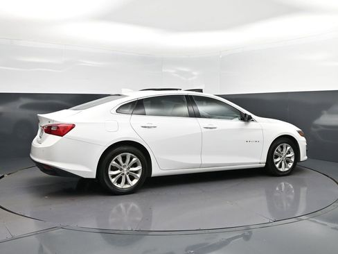 Used 2024 Chevrolet Malibu LT FWD image 8