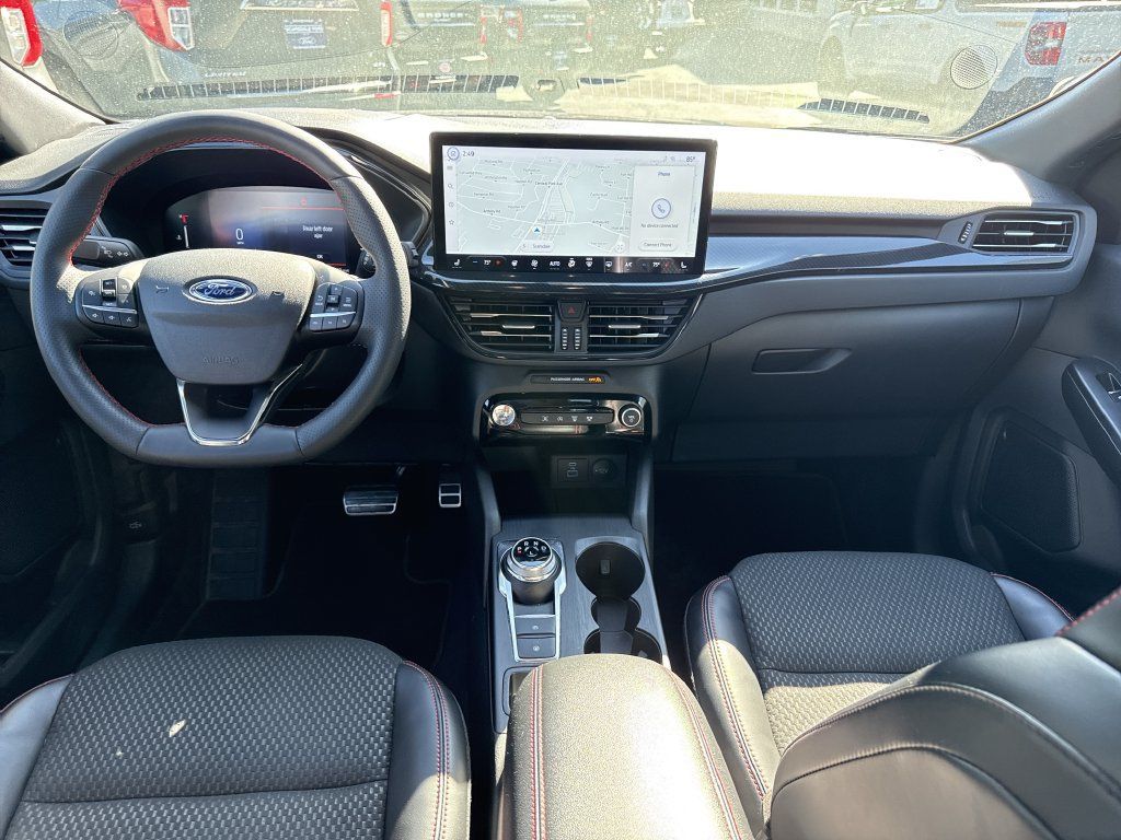 Used 2023 Ford Escape ST-Line w/ Tech Pack #1 AWD/4WD image 13