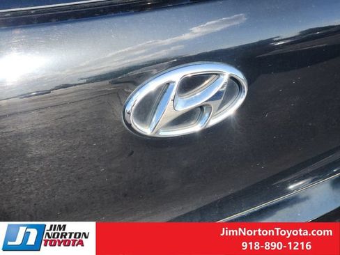 Used 2017 Hyundai Tucson Limited FWD image 11