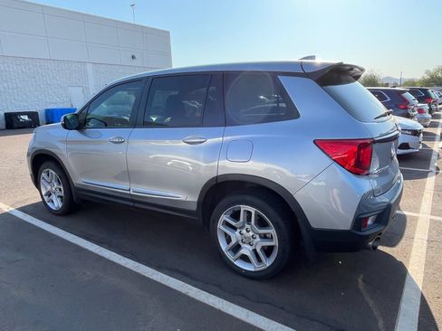 Used 2024 Honda Passport EX-L image 3