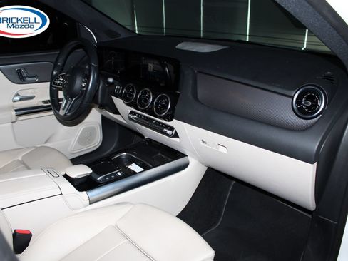 Used 2021 Mercedes-Benz GLA 250 image 13