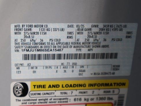 Used 2025 Ford Expedition Platinum image 49