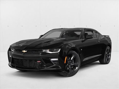 Used 2018 Chevrolet Camaro SS RWD image 1