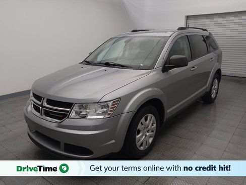 Used 2020 Dodge Journey SE w/ SE Popular Equipment Group image 1