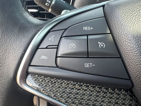 Used 2023 Cadillac XT5 Sportv image 32