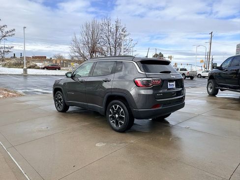 Used 2022 Jeep Compass Latitude w/ Sun and Sound Group image 9