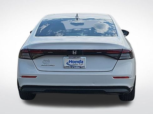 Used 2023 Honda Accord EX image 7