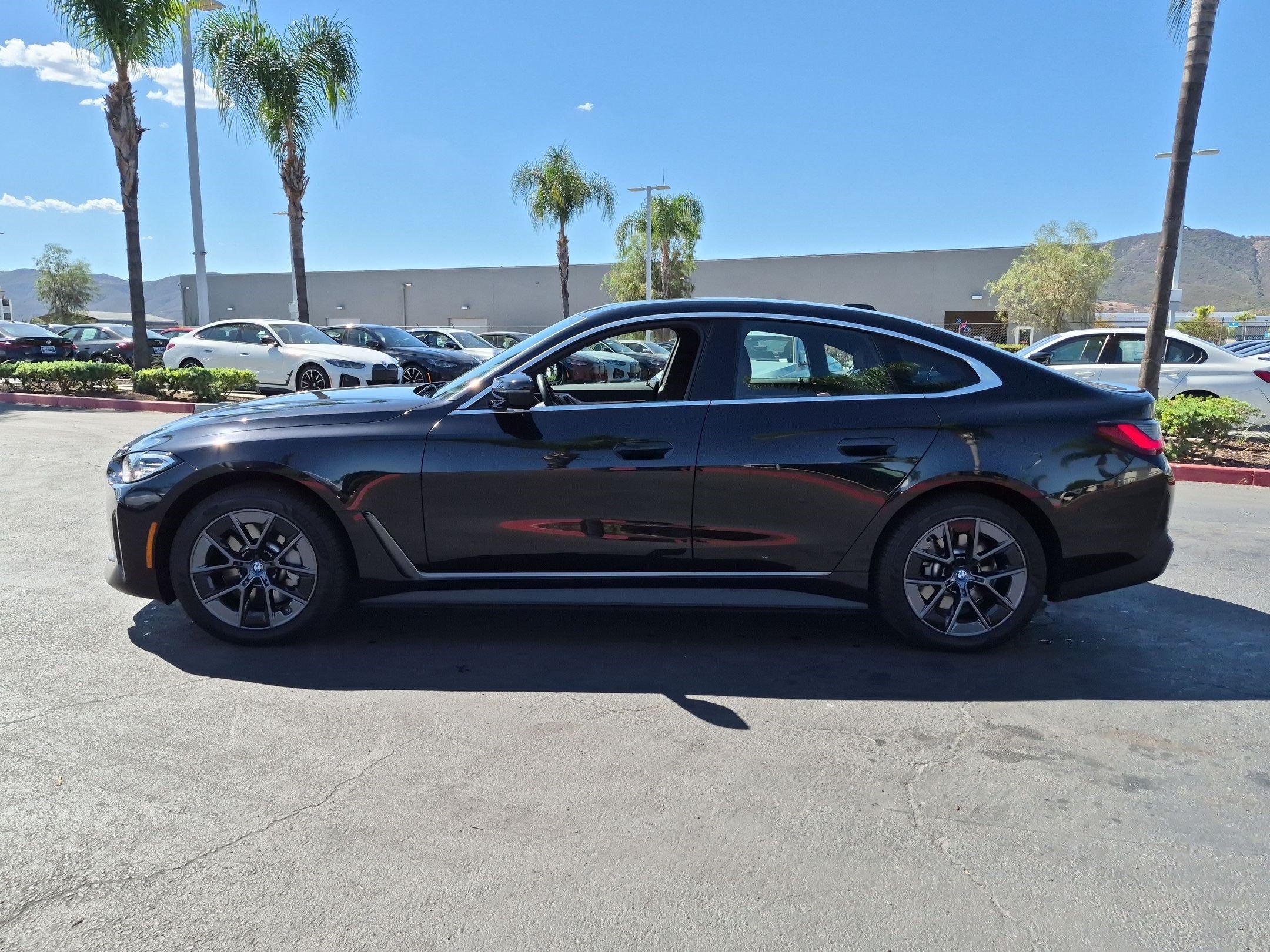Used 2024 BMW i4 eDrive35 w/ Premium Package RWD image 7