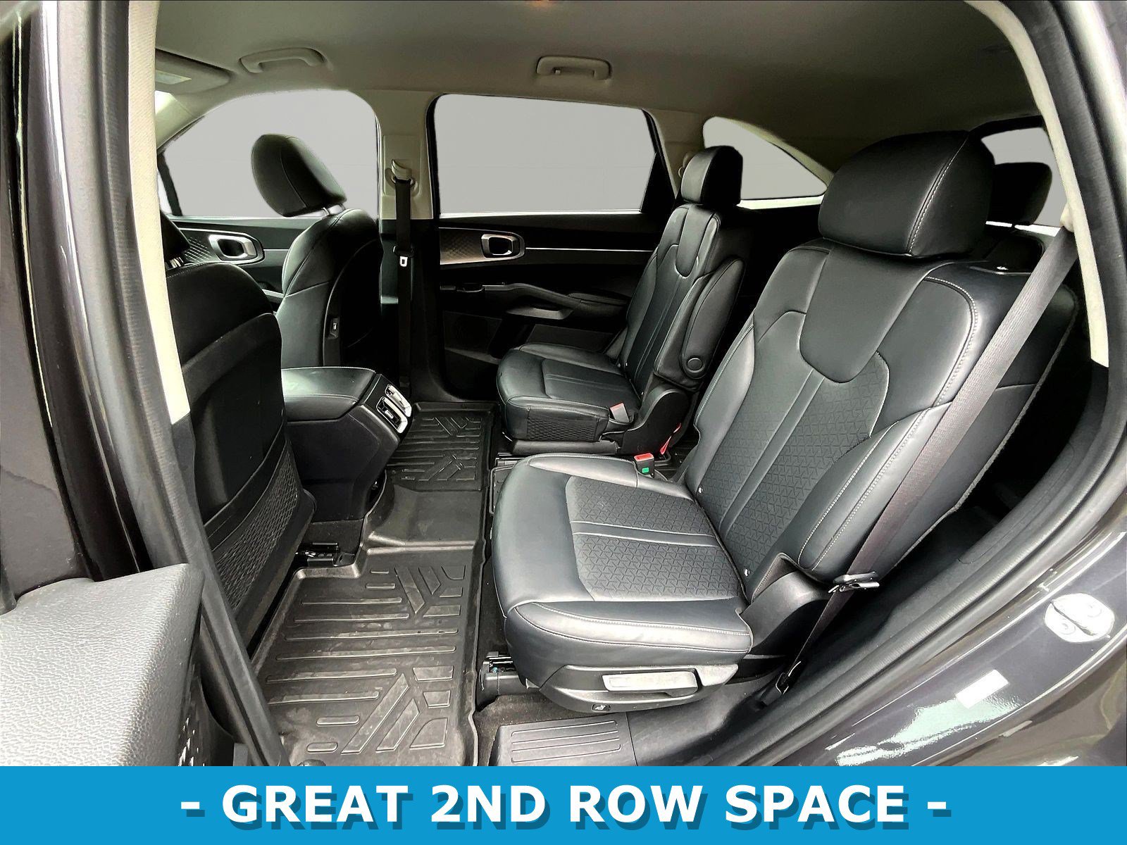 Used 2023 Kia Sorento EX AWD/4WD image 22