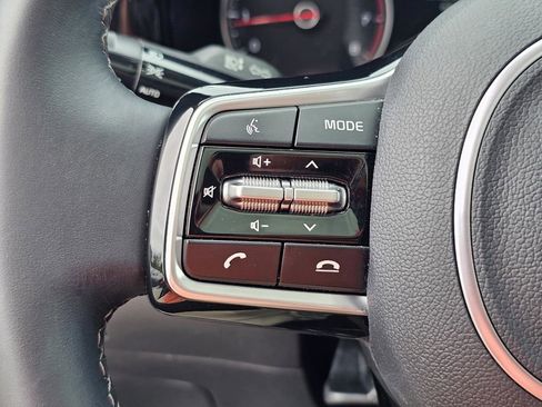 Certified 2023 Kia Sorento S w/ Panoramic Sunroof Package image 56