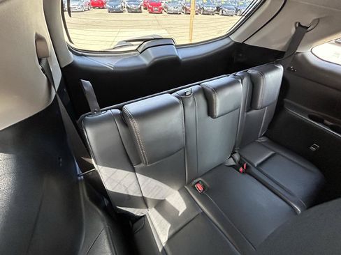 Used 2018 Toyota Highlander XLE w/ Protection Package #3 AWD/4WD image 13