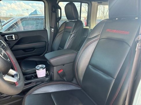 Used 2023 Jeep Wrangler Unlimited Rubicon w/ Cold Weather Group image 13