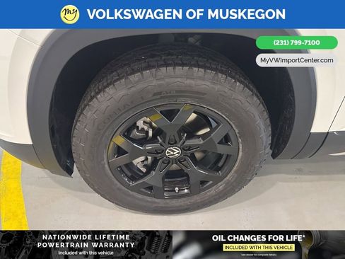 New 2026 Volkswagen Atlas Peak Edition AWD/4WD image 9