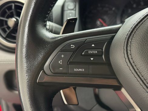 Used 2019 Nissan GT-R Premium w/ Premium Interior Package image 18