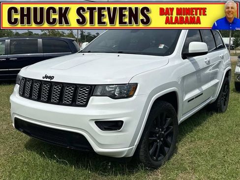Used 2021 Jeep Grand Cherokee Laredo X AWD/4WD image 1