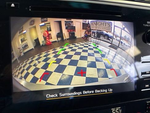 Used 2018 Subaru Legacy 2.5i Limited image 18