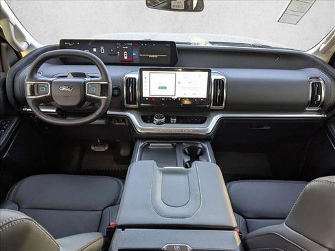 New 2026 Ford Expedition Max Platinum image 13