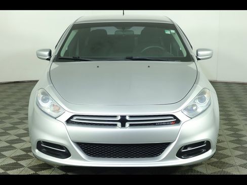 Used 2013 Dodge Dart SXT image 9