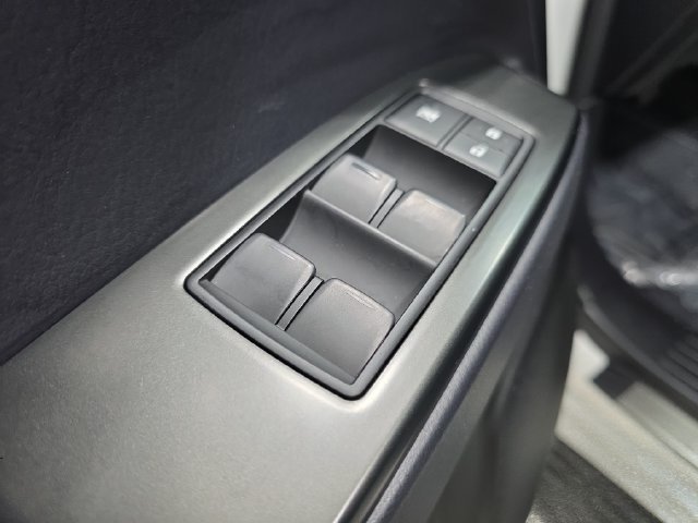 Used 2023 Lexus GX 460 Premium w/ Premium Package AWD/4WD image 27