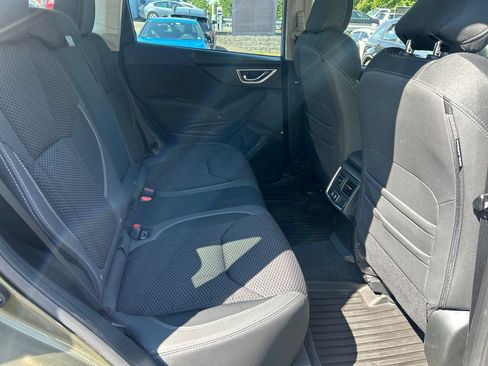 Certified 2023 Subaru Forester Premium AWD/4WD image 32