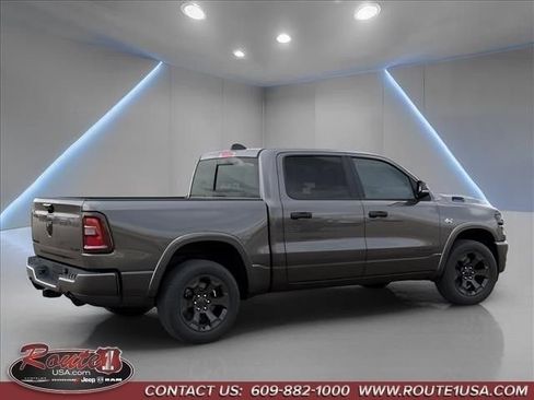 New 2026 RAM 1500 4x4 Crew Cab image 4