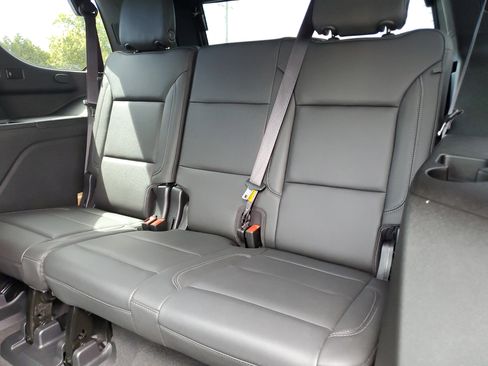 Used 2022 Chevrolet Tahoe LT w/ Luxury Package image 26