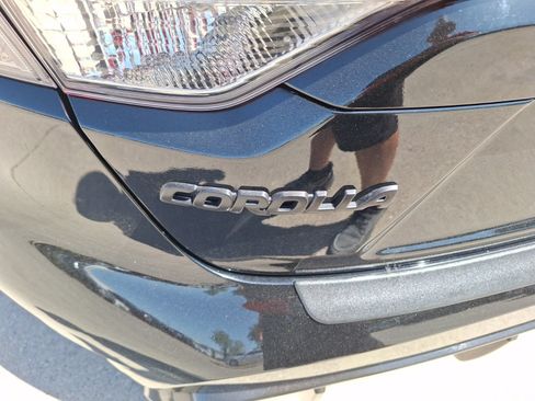Used 2025 Toyota Corolla SE FWD image 13