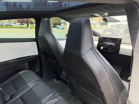 Used 2024 Tesla Cybertruck Cyberbeast AWD/4WD image 24