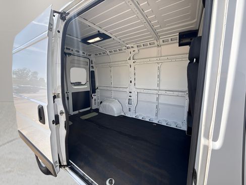 Used 2024 RAM ProMaster 1500 w/ Convenience Group FWD image 35