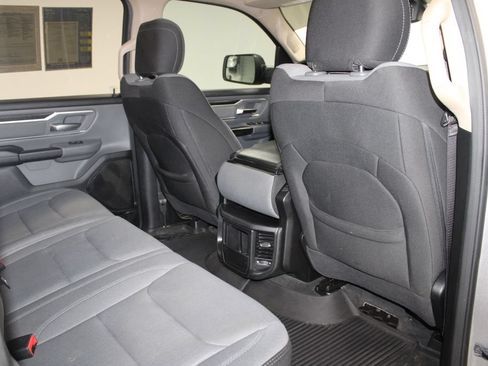 Used 2020 RAM 1500 Big Horn AWD/4WD image 30