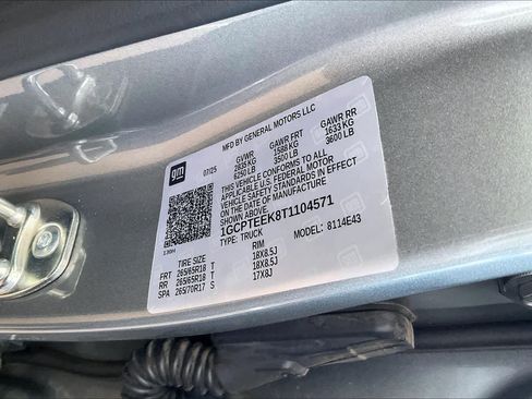 Used 2026 Chevrolet Colorado Trail Boss AWD/4WD image 34