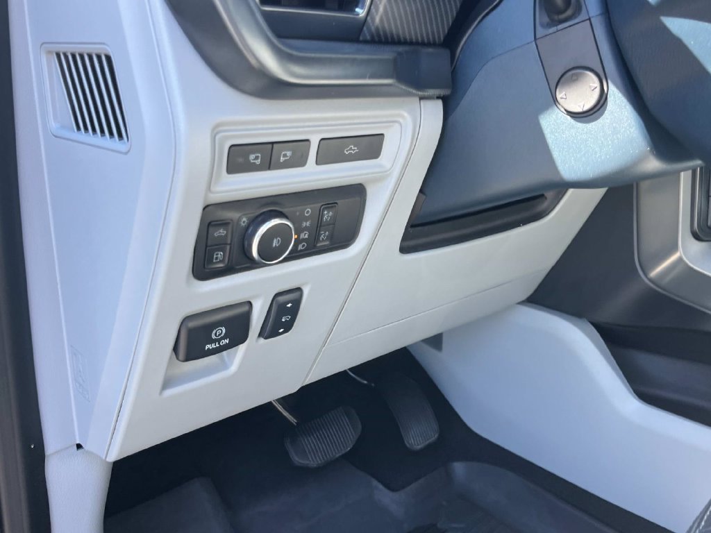 Used 2023 Ford F150 Limited AWD/4WD image 36