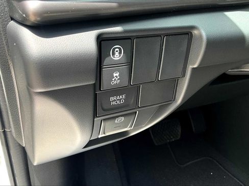 Used 2025 Acura RDX SH-AWD image 19