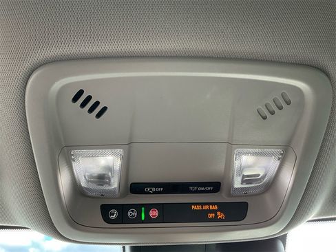 Used 2024 Chevrolet Malibu LT image 30