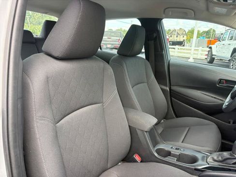 Used 2023 Toyota Corolla LE FWD image 6