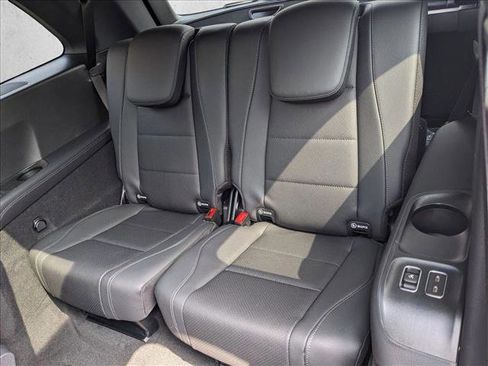 Certified 2025 Mercedes-Benz GLS 450 4MATIC image 19