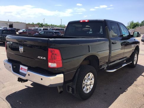 Used 2016 RAM 2500 Tradesman w/ Chrome Appearance Group AWD/4WD image 5