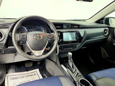Used 2017 Toyota Corolla SE w/ Body Protection Package FWD image 12