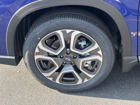 New 2026 Subaru Ascent Limited image 11