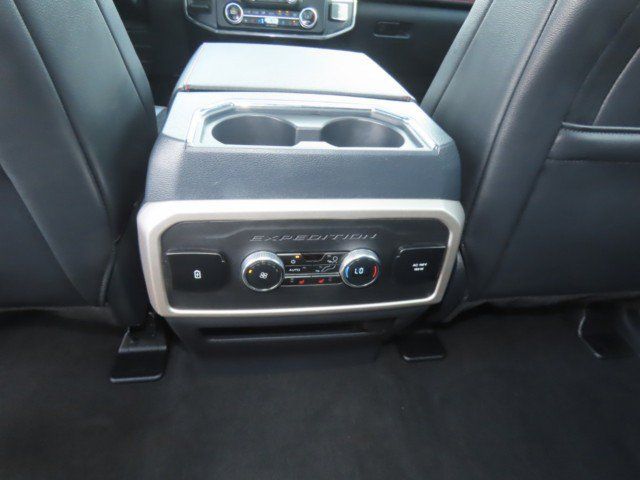 Used 2024 Ford Expedition Limited RWD image 21