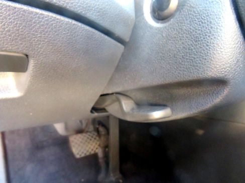 Used 2013 Volkswagen Passat TDI SEL Premium image 16