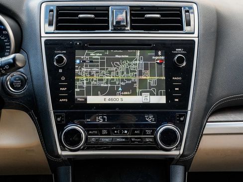 Used 2019 Subaru Outback 3.6R Limited w/ Popular Package #2 image 12