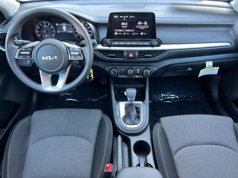 Certified 2024 Kia Forte LXS image 13