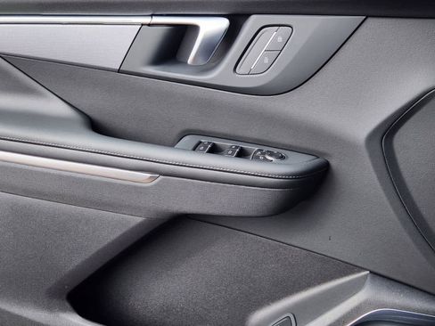 New 2025 Buick Enclave Sport Touring image 6