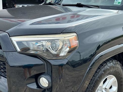 Used 2016 Toyota 4Runner SR5 RWD image 3