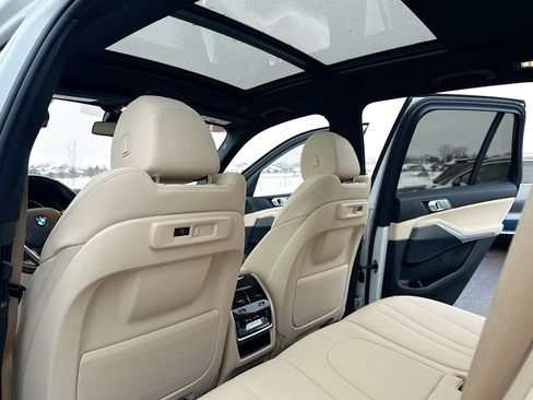 Used 2019 BMW X5 xDrive40i w/ Convenience Package image 6